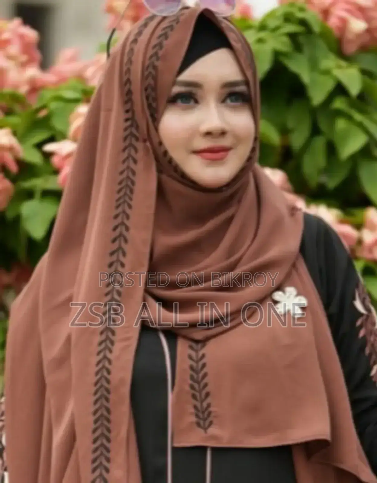 দুবাই চেরি এমব্রয়ডারি হিজাব