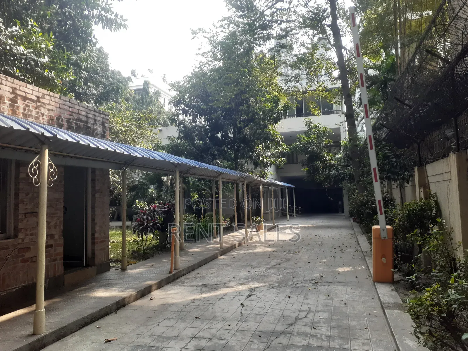 7bdrm House in Gulshan for rent