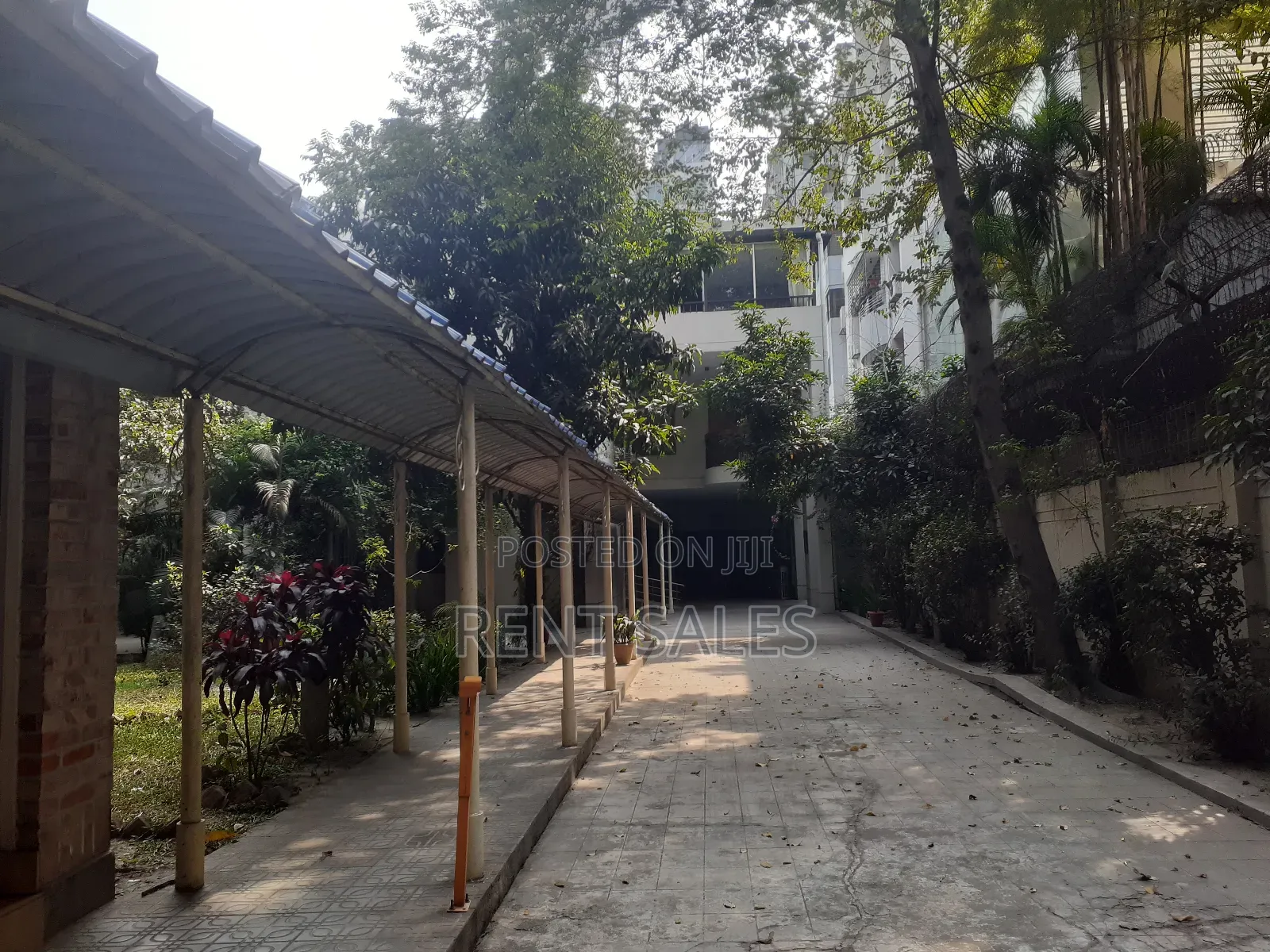 7bdrm House in Gulshan for rent