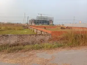 Plot for Sale in Bashundhara Residential Area,