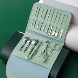 Nail Clippers Set, 16pcs Manicure Pedicure Tools
