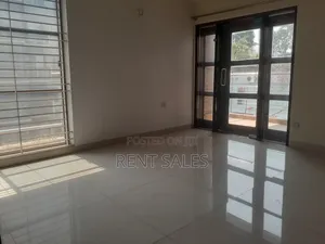 Photo - 4bdrm Apartment in Gulshan for rent