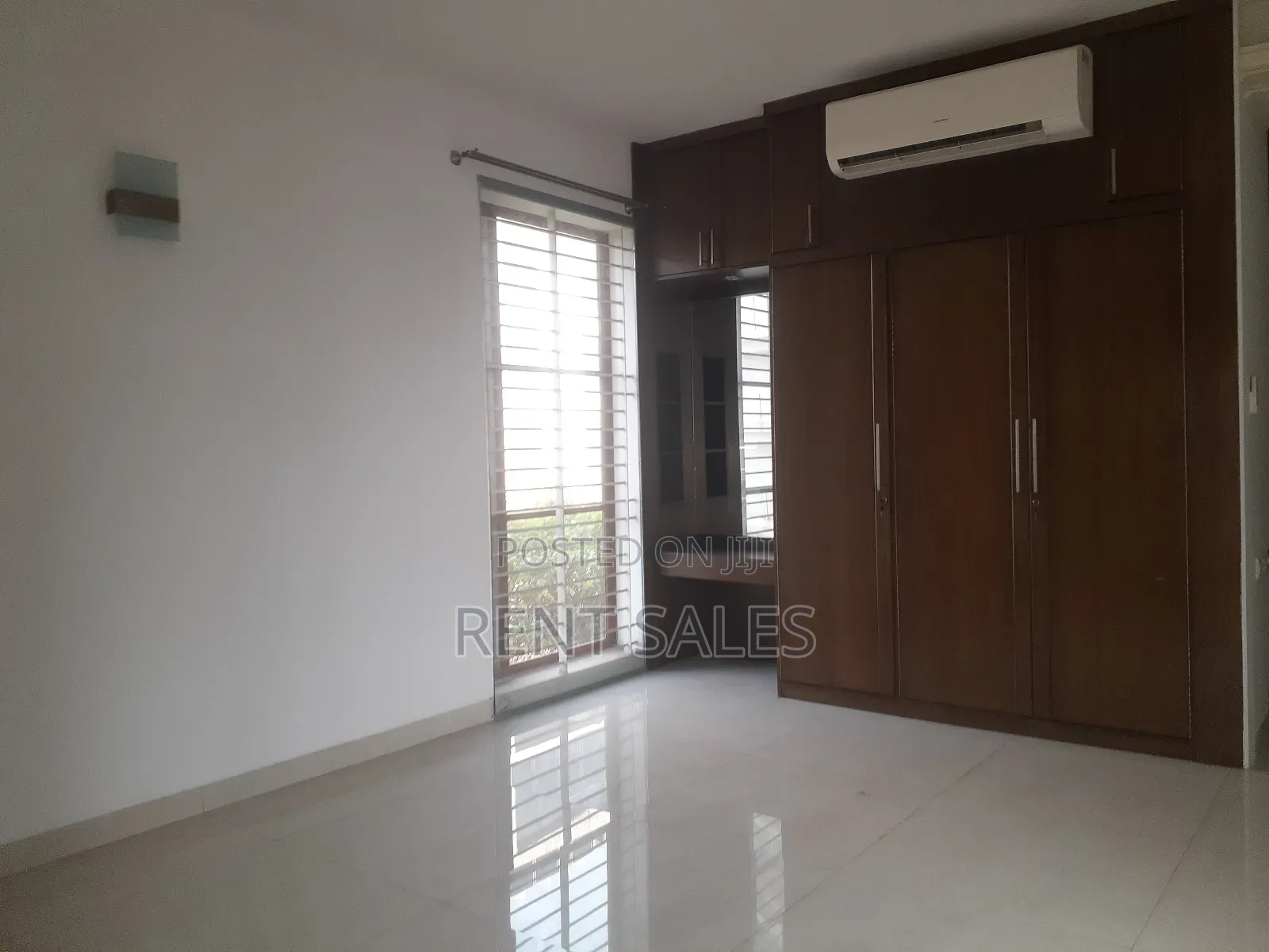 4bdrm Apartment in Gulshan for rent