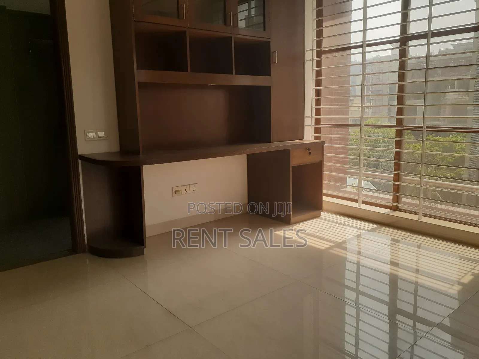 4bdrm Apartment in Gulshan for rent