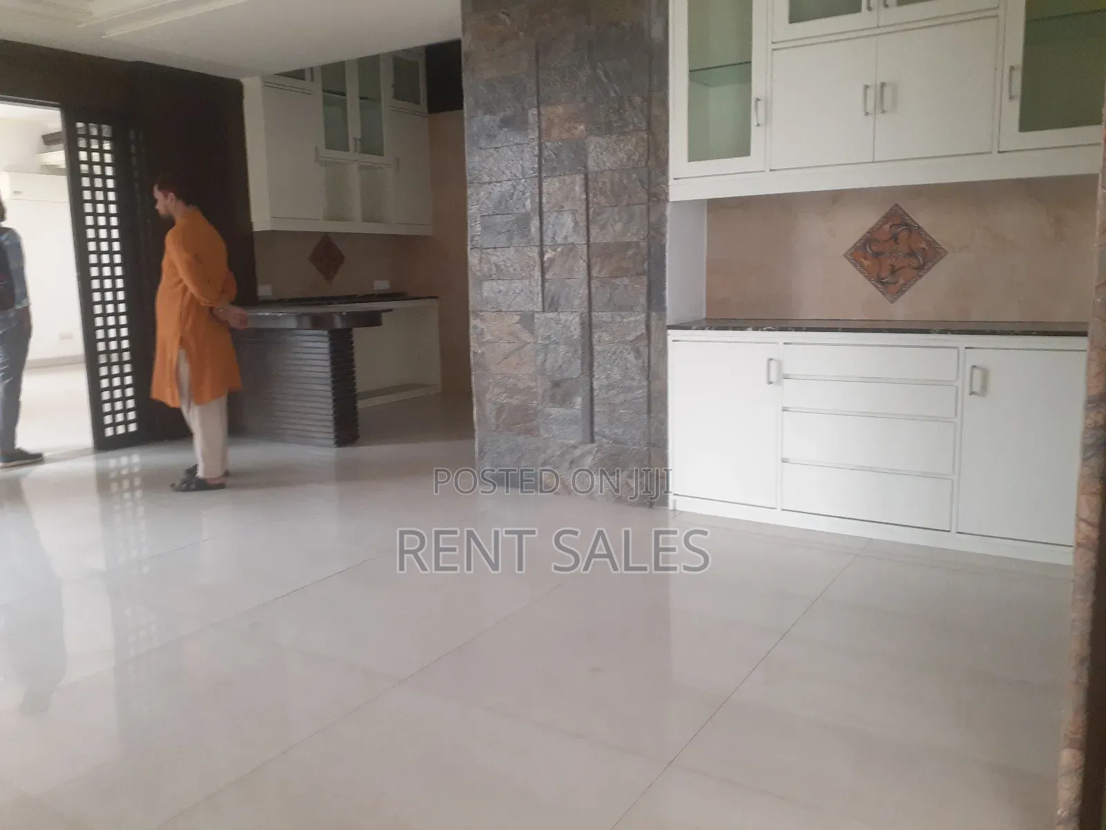 4bdrm Apartment in Gulshan for rent