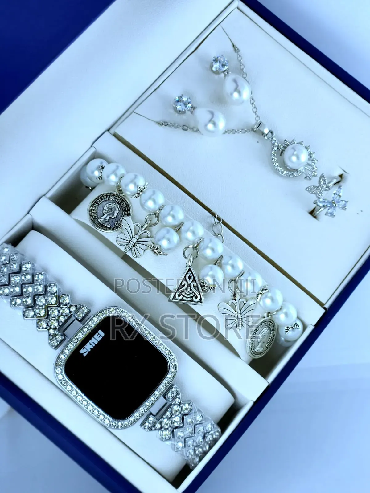 Women Watch Eid Offer