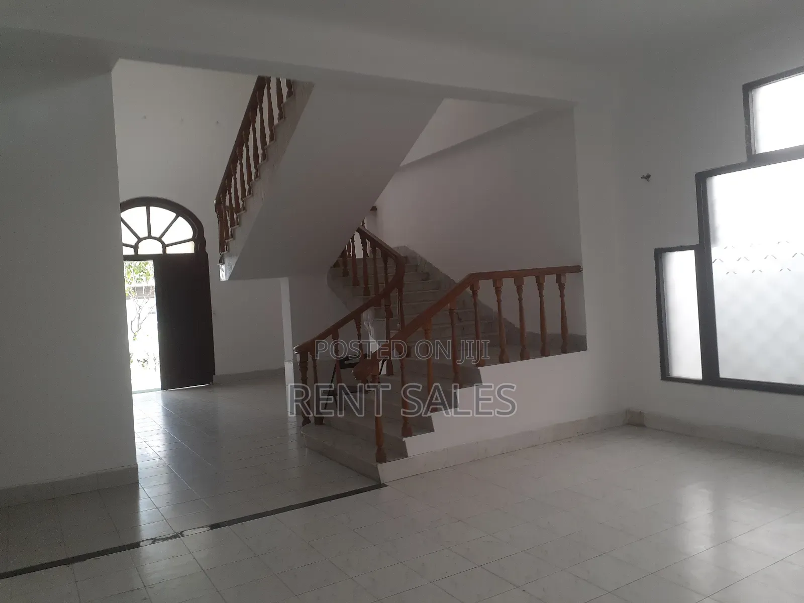 6bdrm Apartment in Gulshan for rent