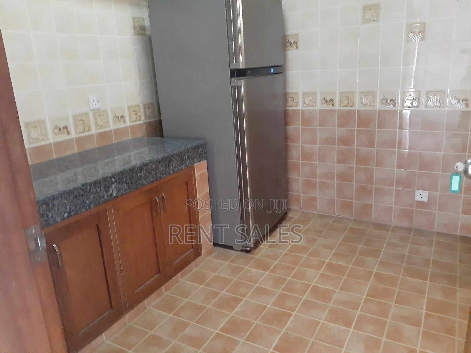 4bdrm Apartment in Gulshan for sale