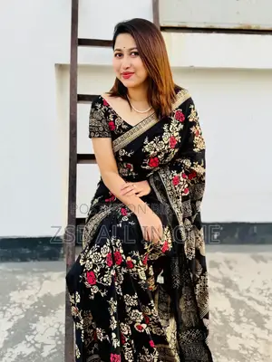 Dhupian Silk Saree With Blouse Piece