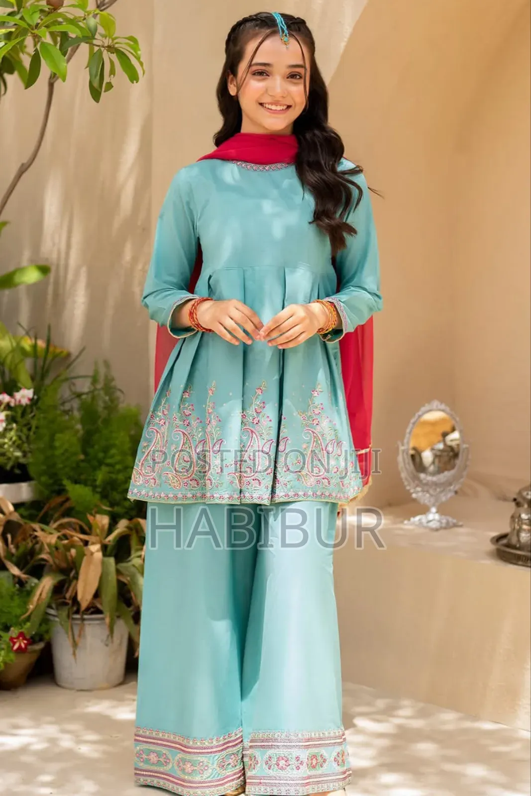 Diamond Georgette Three Piece