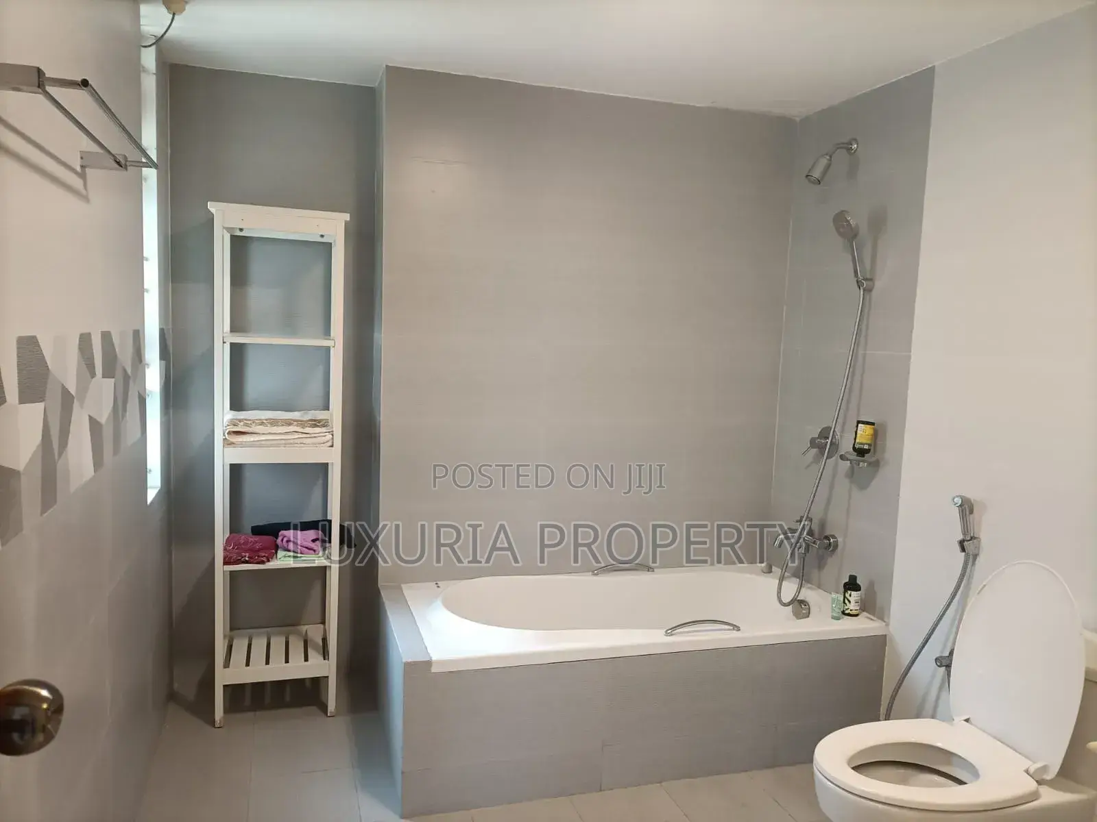 Furnished 4bdrm Apartment in Fully Furnished Flat for rent