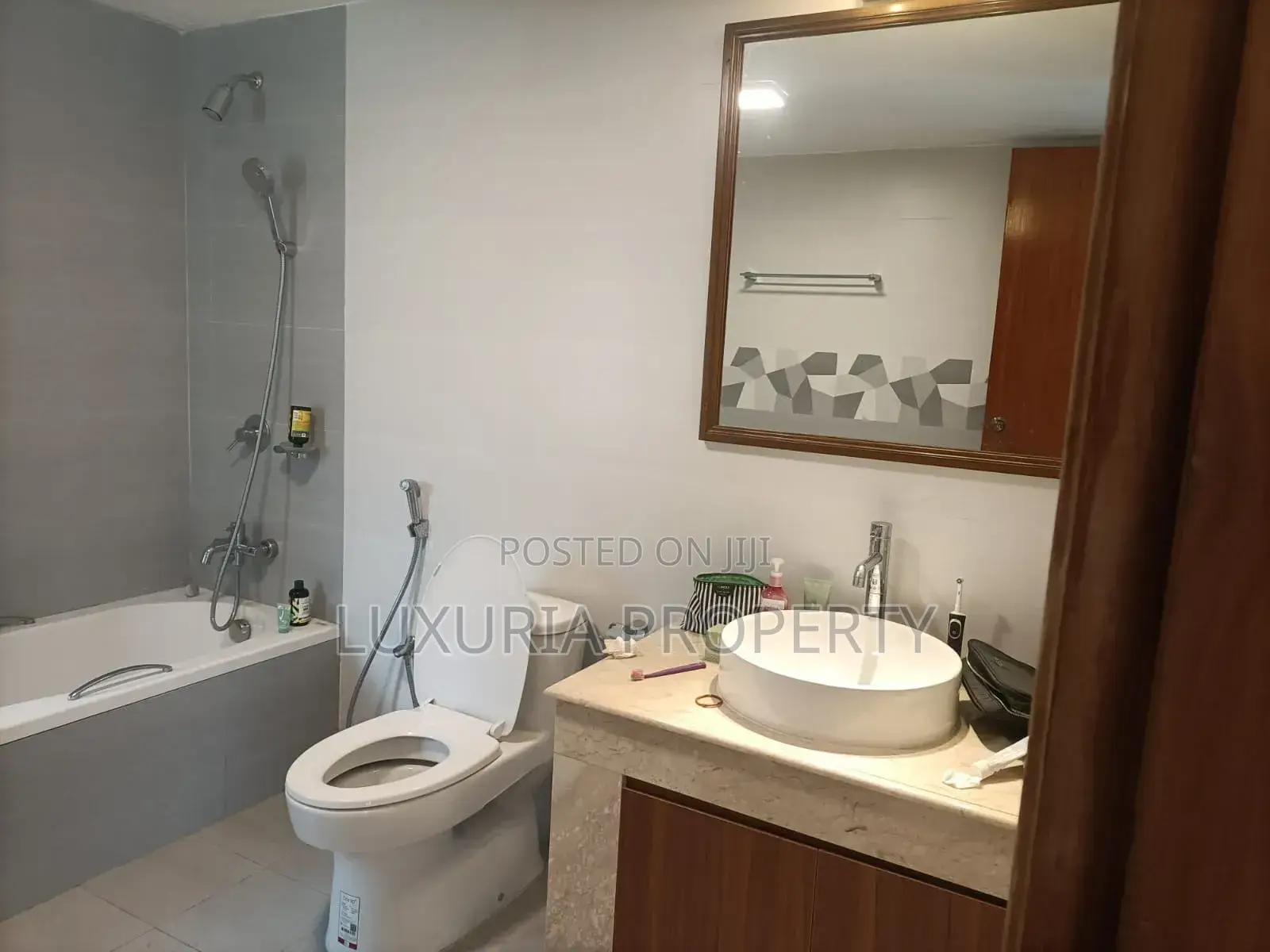 Furnished 4bdrm Apartment in Fully Furnished Flat for rent