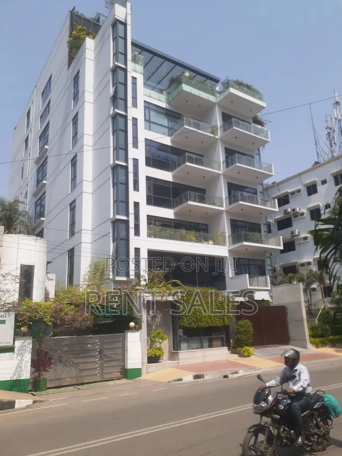 5bdrm Apartment in Gulshan for rent