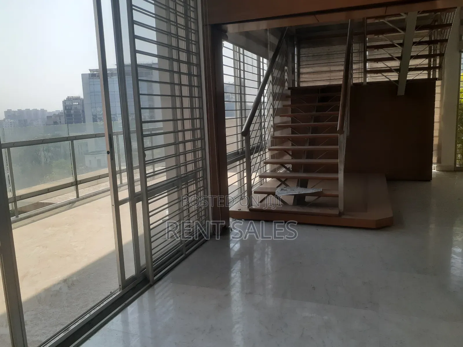5bdrm Duplex in Gulshan for rent
