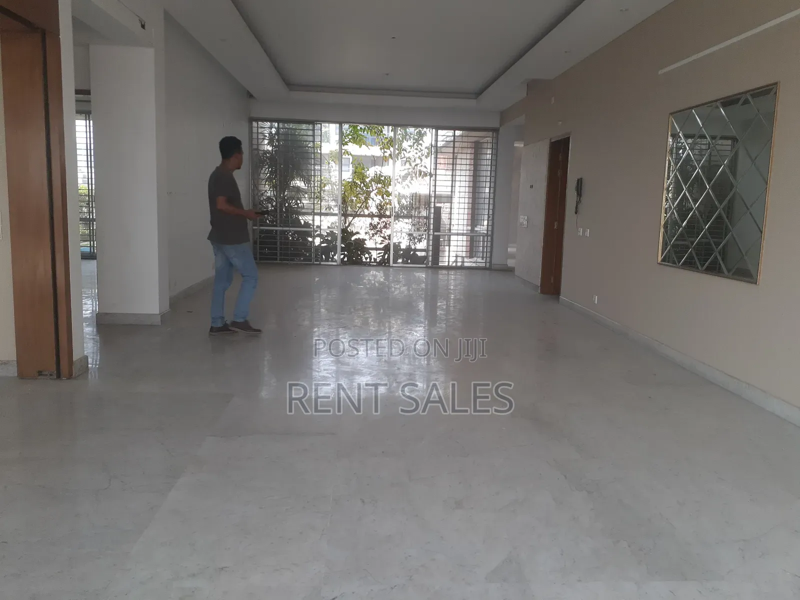 5bdrm Duplex in Gulshan for rent