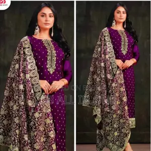 এমব্রয়ডারি সিকোয়েন্স ওয়েটলেস জর্জেট কামিজ