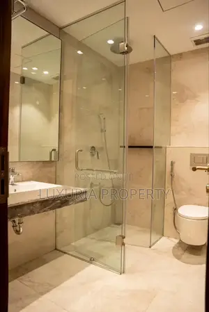 4bdrm Apartment in Semi Furnished for rent