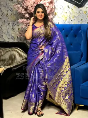 প্রিমিয়াম কোয়ালিটির শাড়ি (ব্লাউজ পিস ছাড়া)