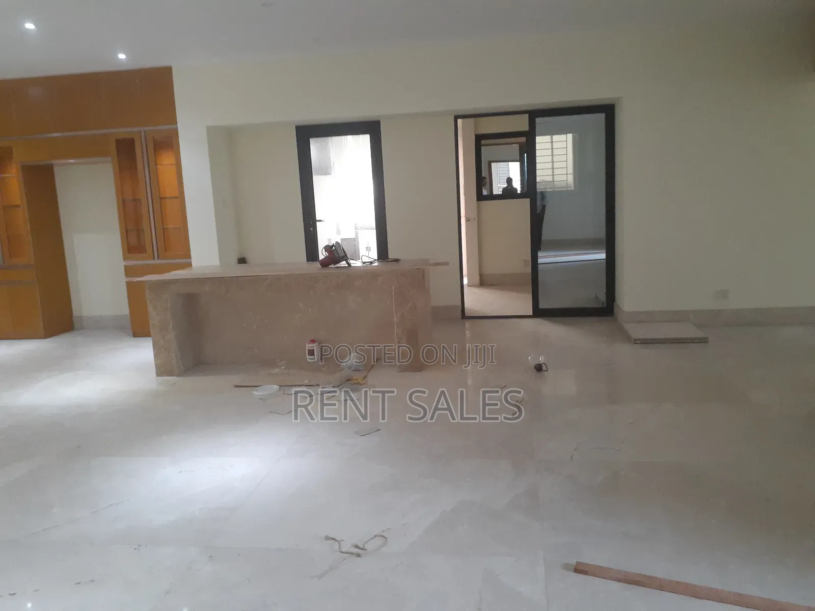 5bdrm Apartment in Gulshan for sale