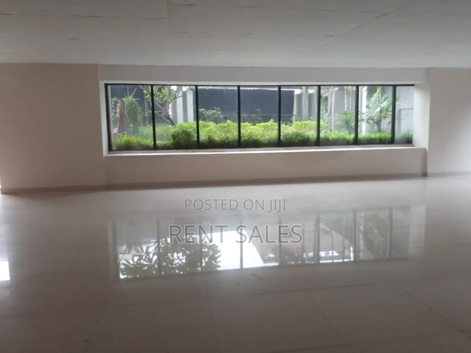 Grand Floor 2600 SQFT Available Rent in Gulshan-2