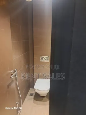 Commercial 6067 Sf Open Space for Rent in Gulshan Avenue