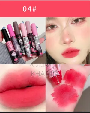 Monologuee 6 Piece Cute Cat Lip Gaze