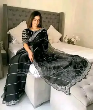 Saree With Matching Blouse Piece (Unstitched).