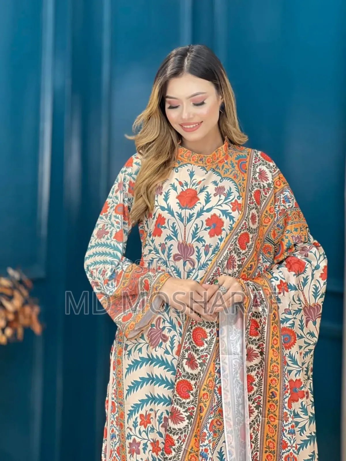 Digital Print Three Piece
Fabrics:
Kamij: Dubai