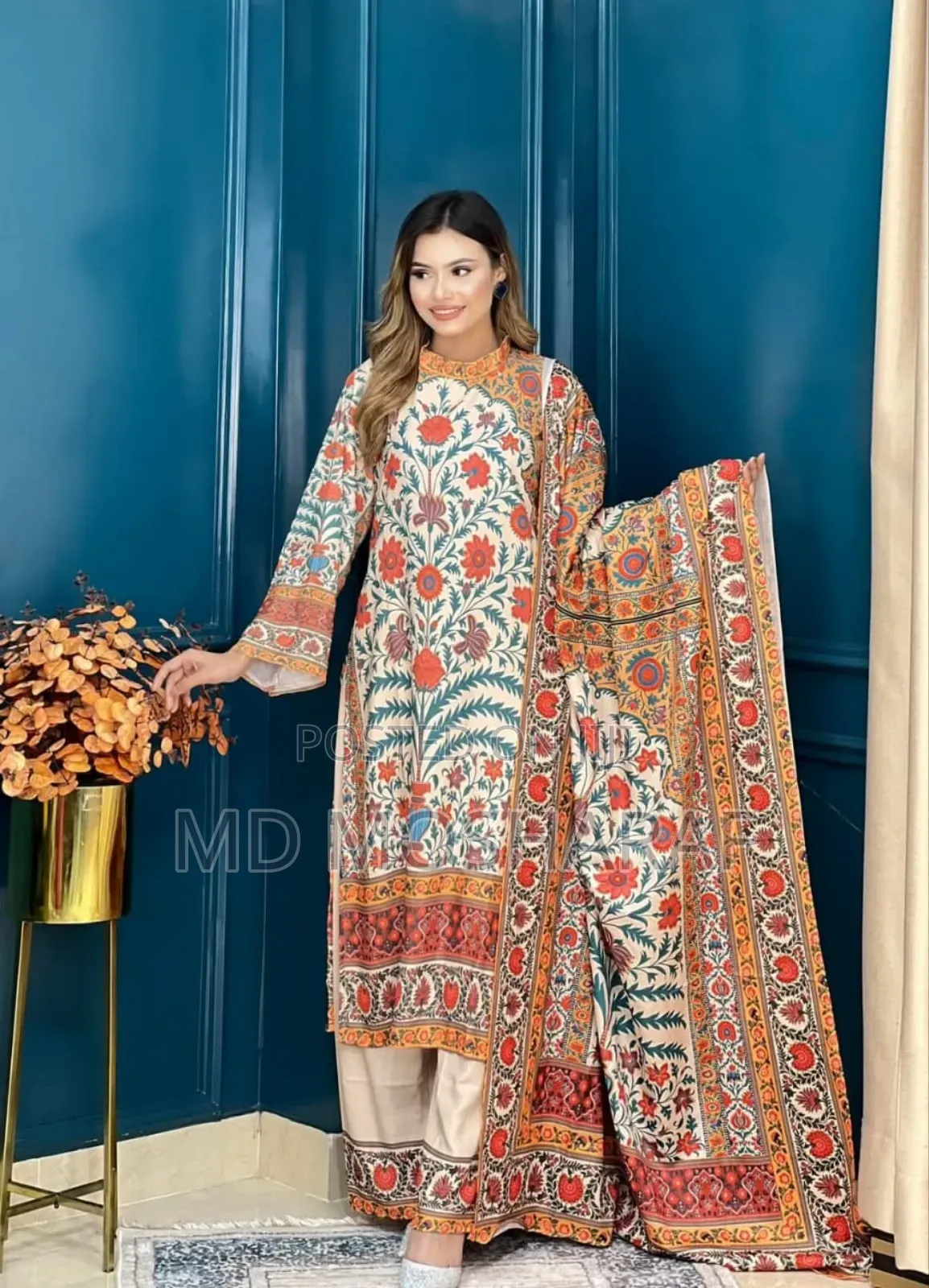 Digital Print Three Piece
Fabrics:
Kamij: Dubai