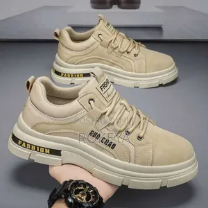 Photo - Men's Fashion Sneaker