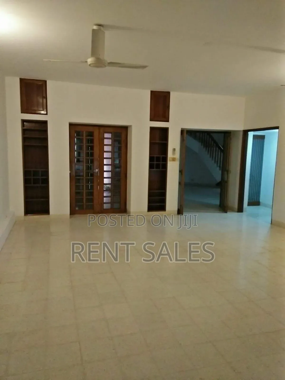 4bdrm Duplex in Baridhara for sale