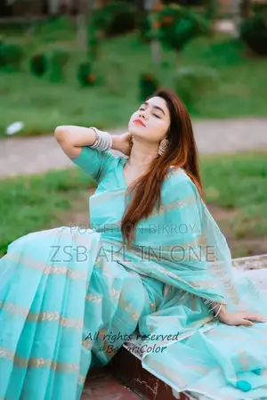 Print Saree With Blouse Piece for Girls