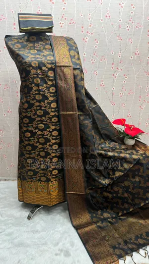 Benaroshi Katan Three Piece