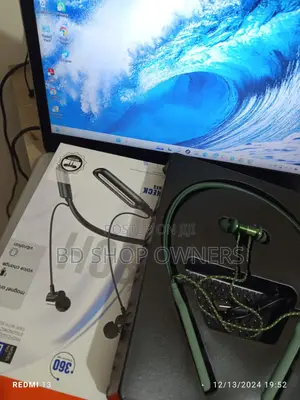  Sany Bt Shine Hanging Neck Sports Earphones 