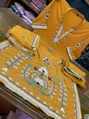 Photo - Embroidered Diamond Georgette Kameez Set