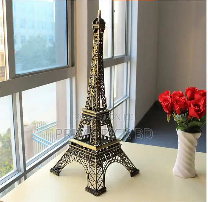 Eiffel Tower Metal Showpiece – Perfect Gift Decoration