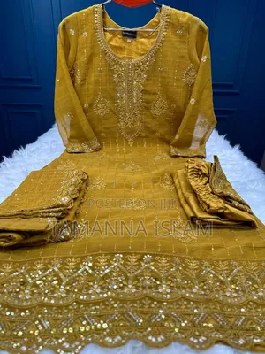 Photo - White Gold Chinon Georgette Four Piece