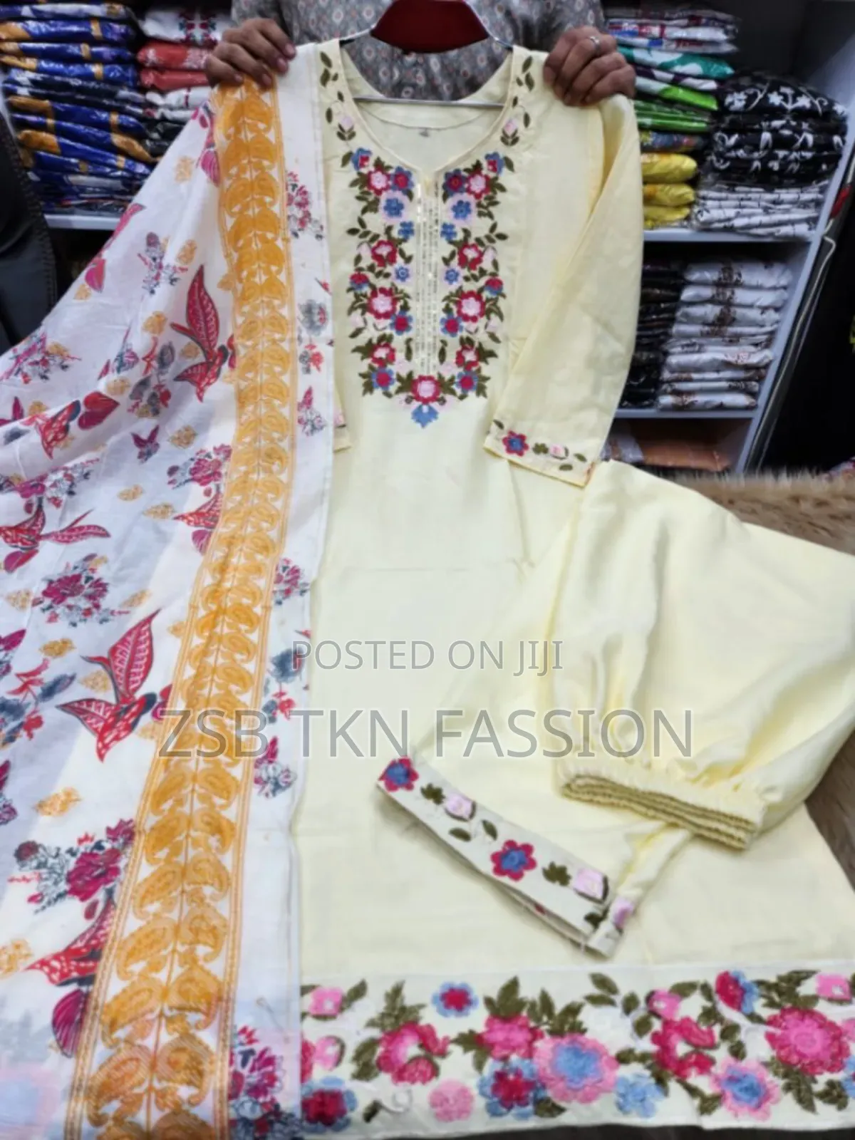 Vip Linen Cloth on the Floor