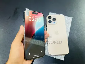 Photo - New Apple iPhone 16 Pro Max 256 GB Gold