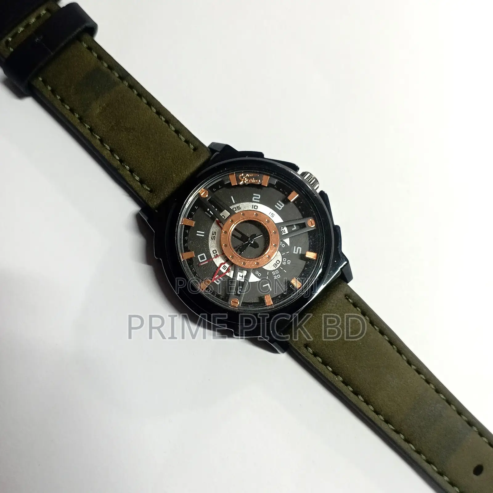 Signature Trendy Men's Watch – Stylish Durable!