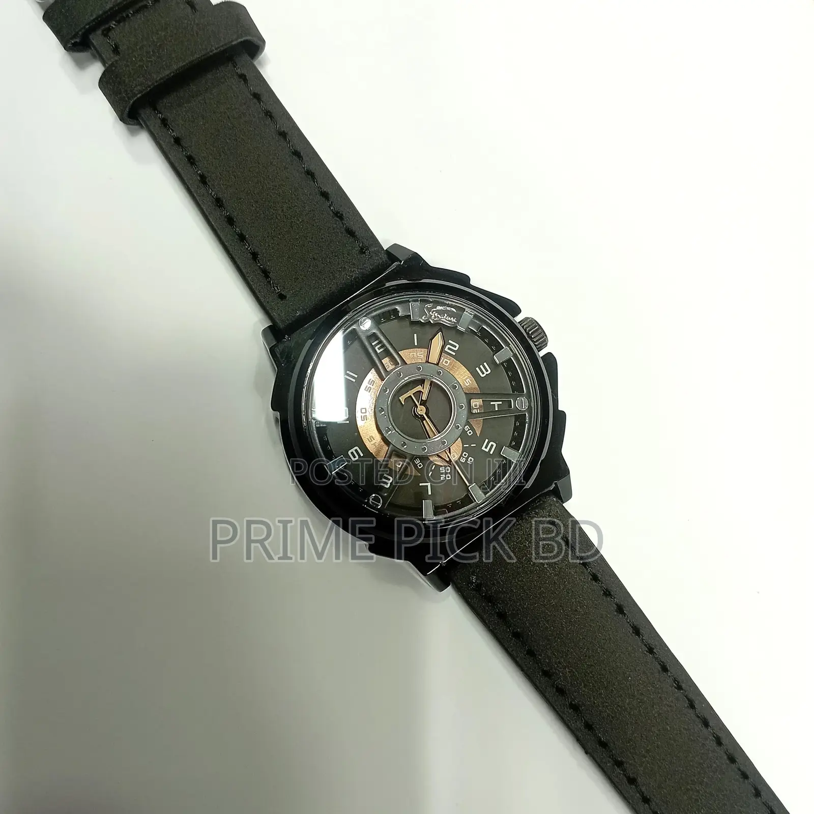 Signature Trendy Men's Watch – Stylish Durable!
