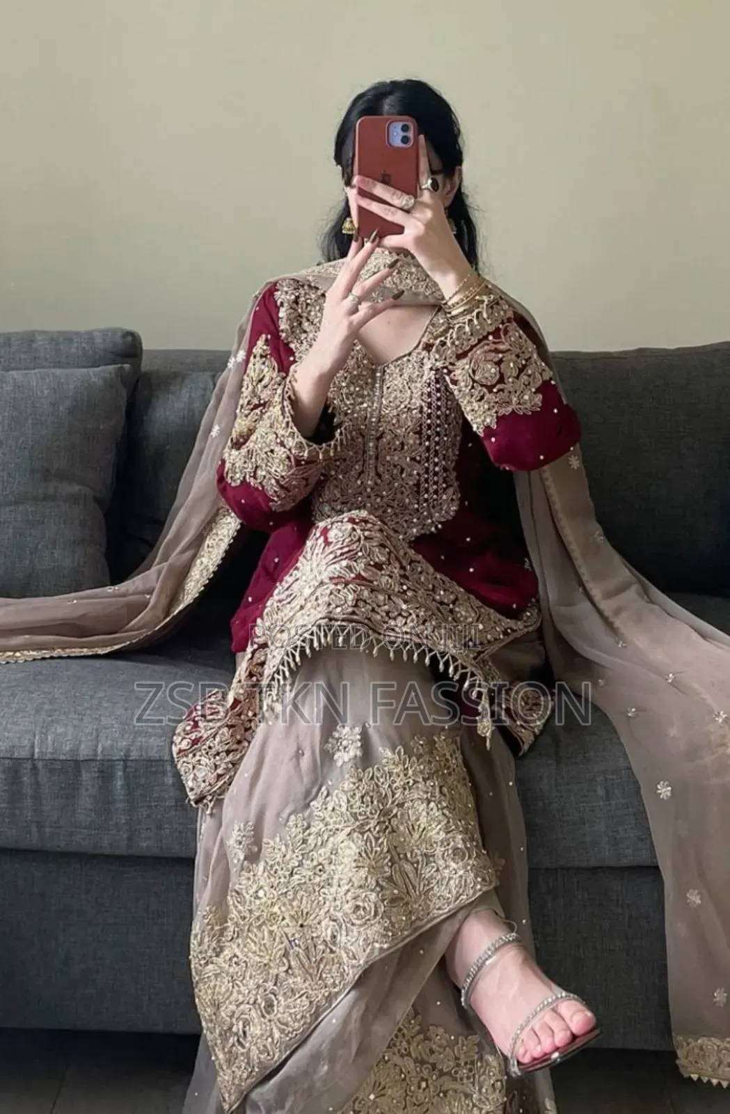 .Oo Pushpaa Kameez Suit