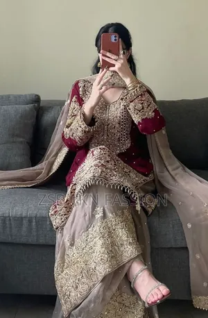 Photo - .Oo Pushpaa Kameez Suit