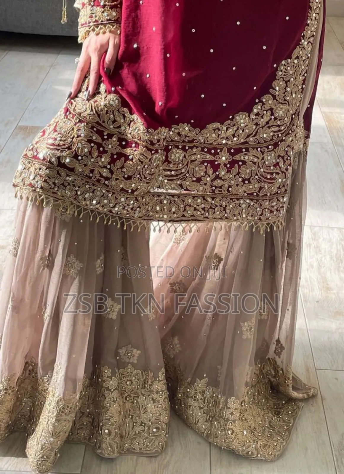 .Oo Pushpaa Kameez Suit