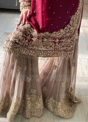 .Oo Pushpaa Kameez Suit