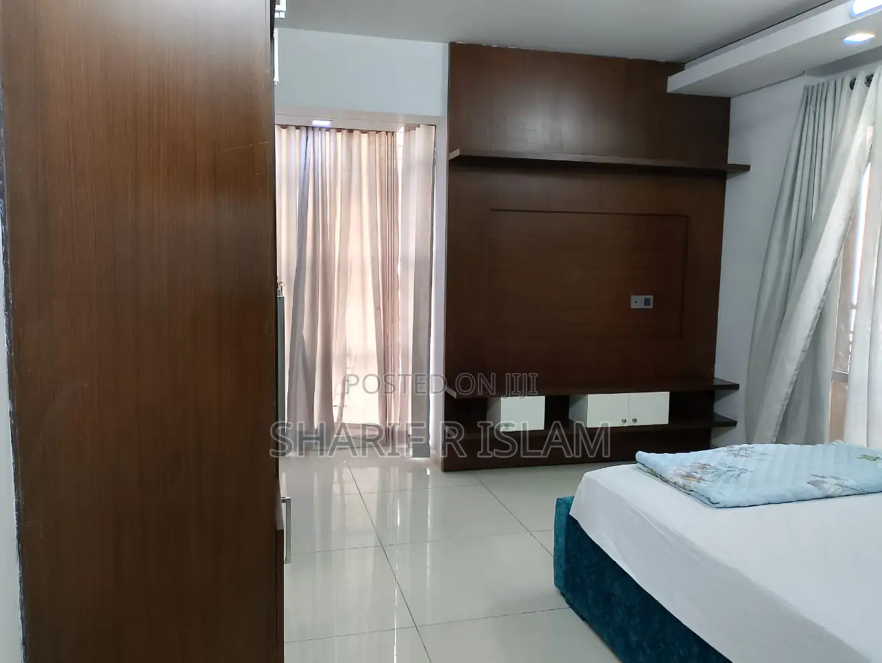Furnished 3bdrm Apartment in Cymbidium, Gulshan for rent