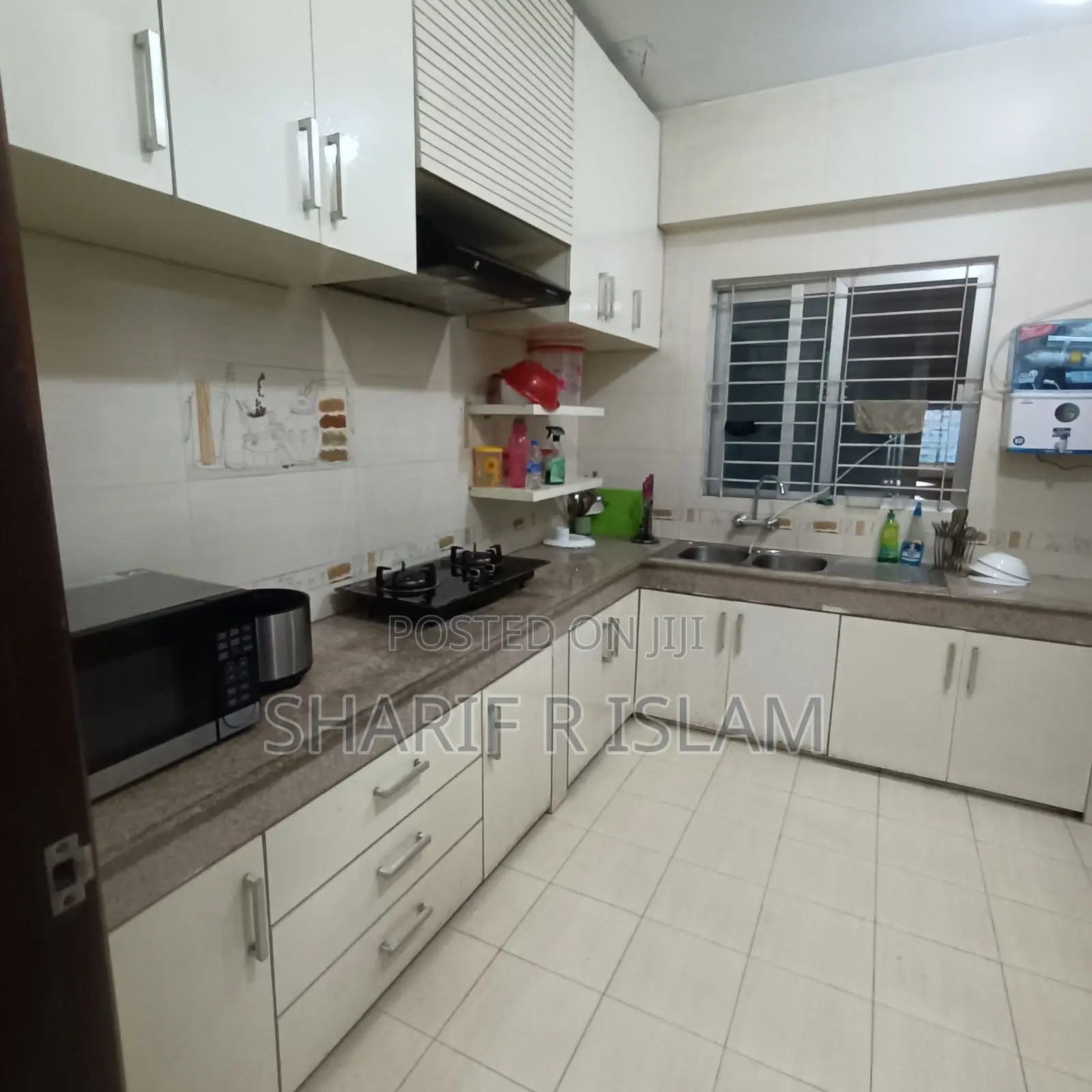 Furnished 3bdrm Apartment in Cymbidium, Gulshan for rent