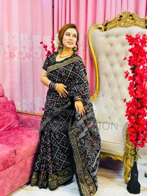  Dhupian Silk Sharee With Blaus Piece 