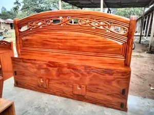 Photo - Simple Bed