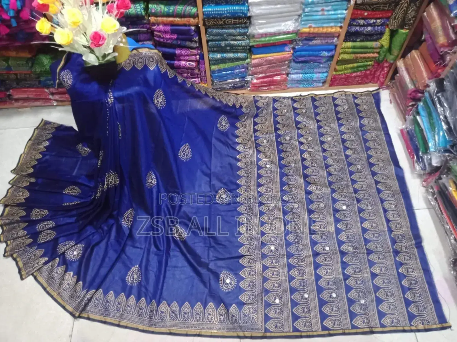 ব্লক প্রিন্টেড ধুপিয়ান সিল্ক শাড়ি